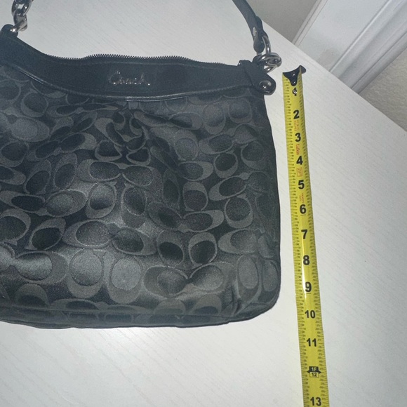 SOLD! Coach hobo style bag. In good condition structurally, leather is too. - Picture 11 of 15